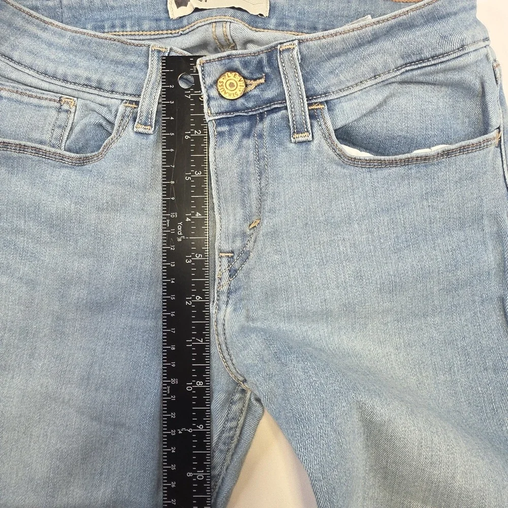 Levi's 711 Skinny Jeans Womens 27x30 Light Wash Stretch Denim Mid Rise